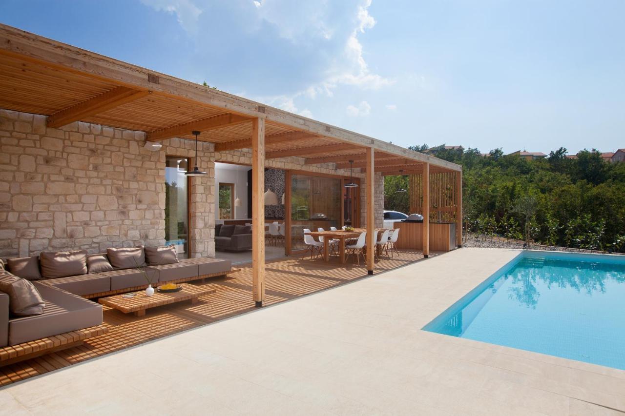 Villa Olea Klimno Luaran gambar