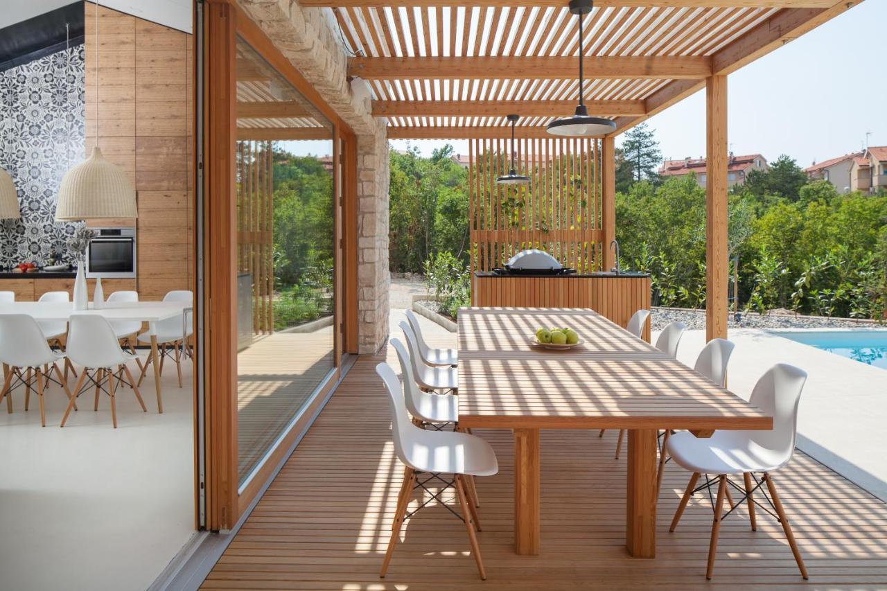 Villa Olea Klimno Luaran gambar